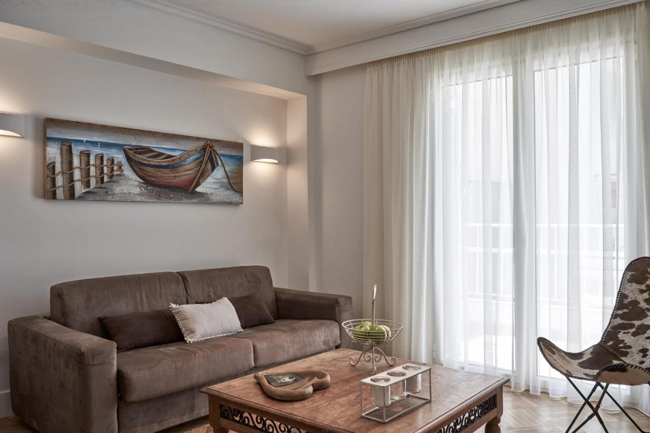 Marvelous N Bright Apt Next To Megaro Mousikis Athen Exterior foto