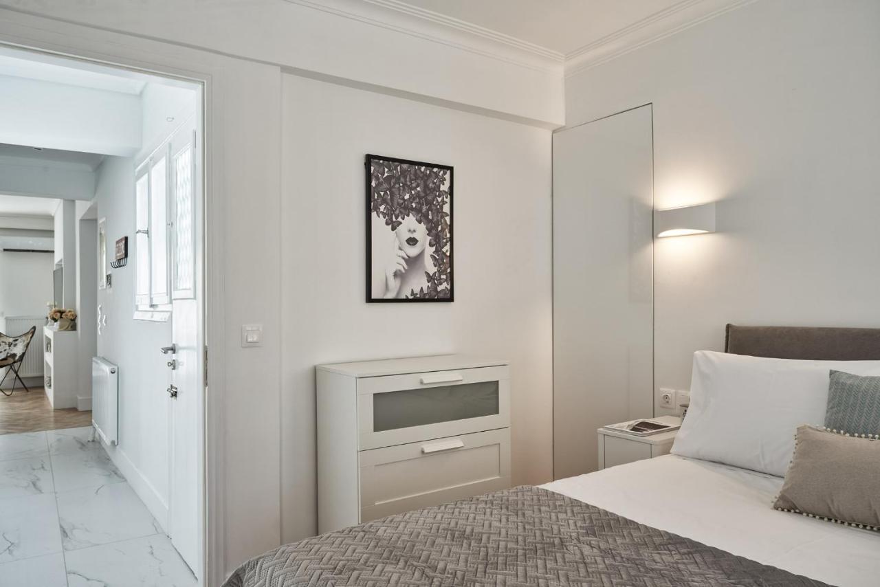 Marvelous N Bright Apt Next To Megaro Mousikis Athen Exterior foto