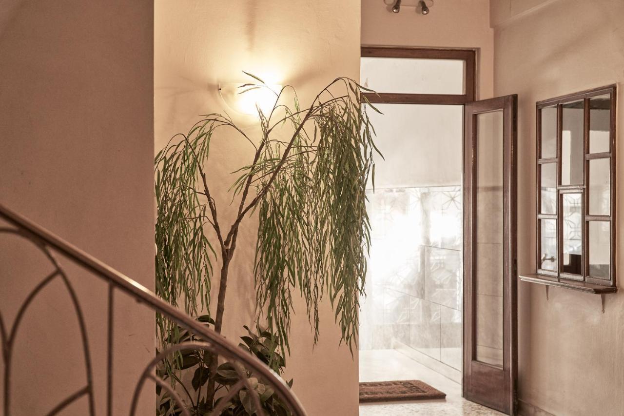 Marvelous N Bright Apt Next To Megaro Mousikis Athen Exterior foto